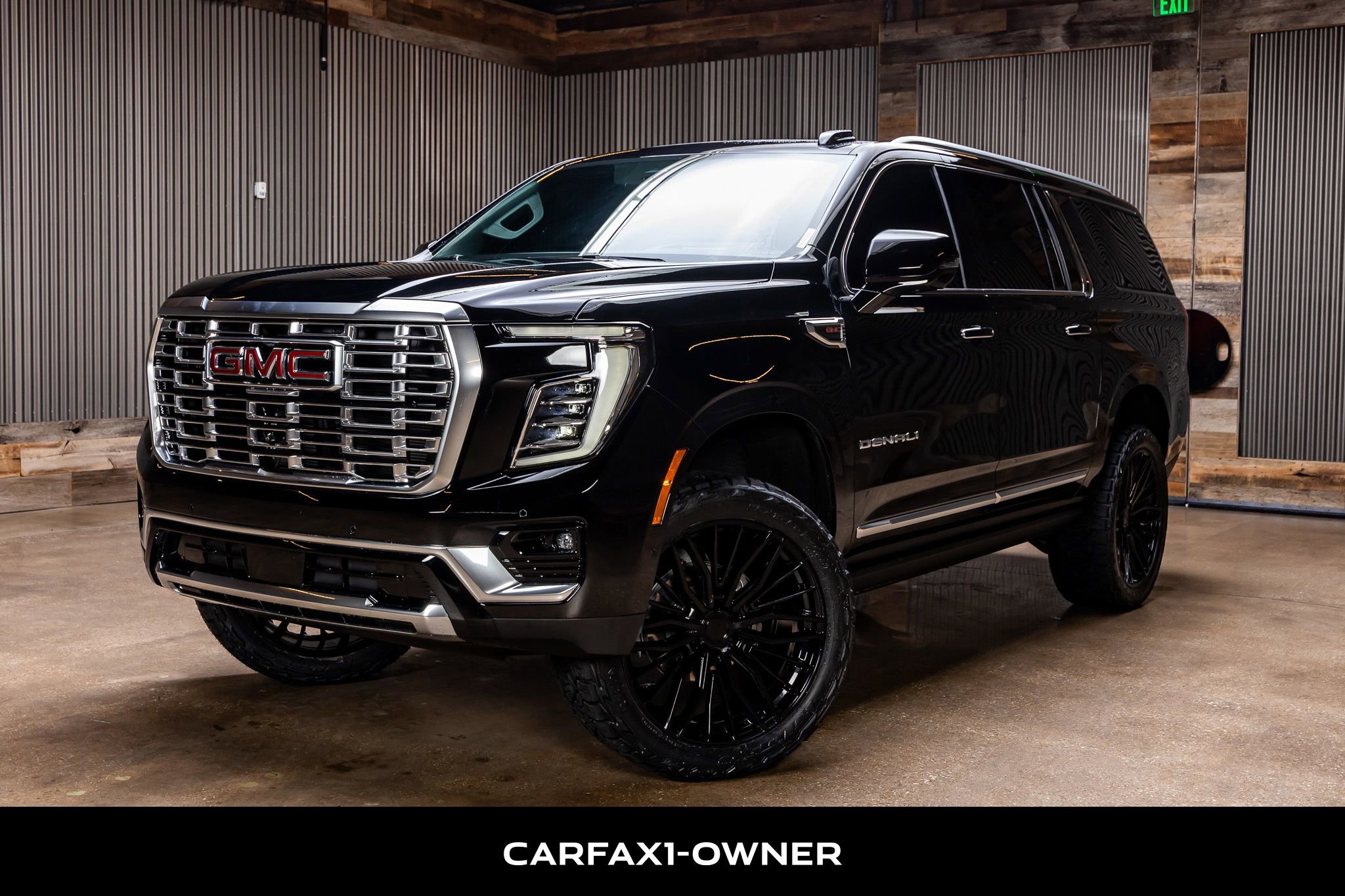 Used 2026 GMC Yukon XL Denali w/ Sun & Power Step Package AWD/4WD image 5