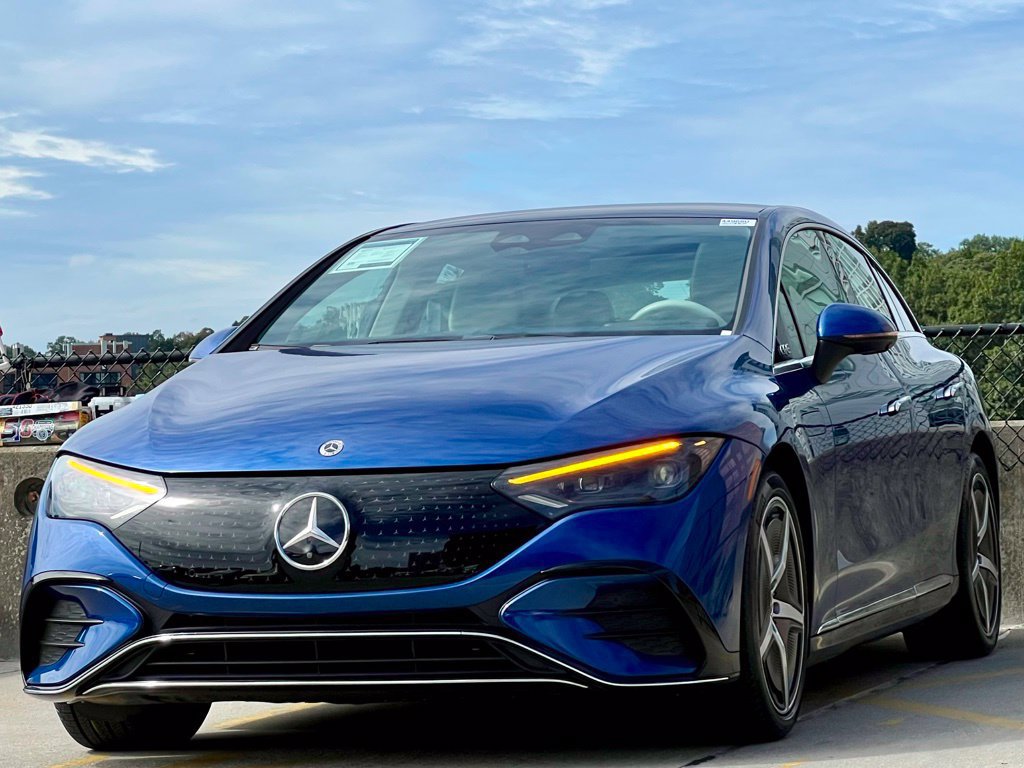Certified 2023 Mercedes-Benz EQE 350+ 4MATIC Sedan image 4