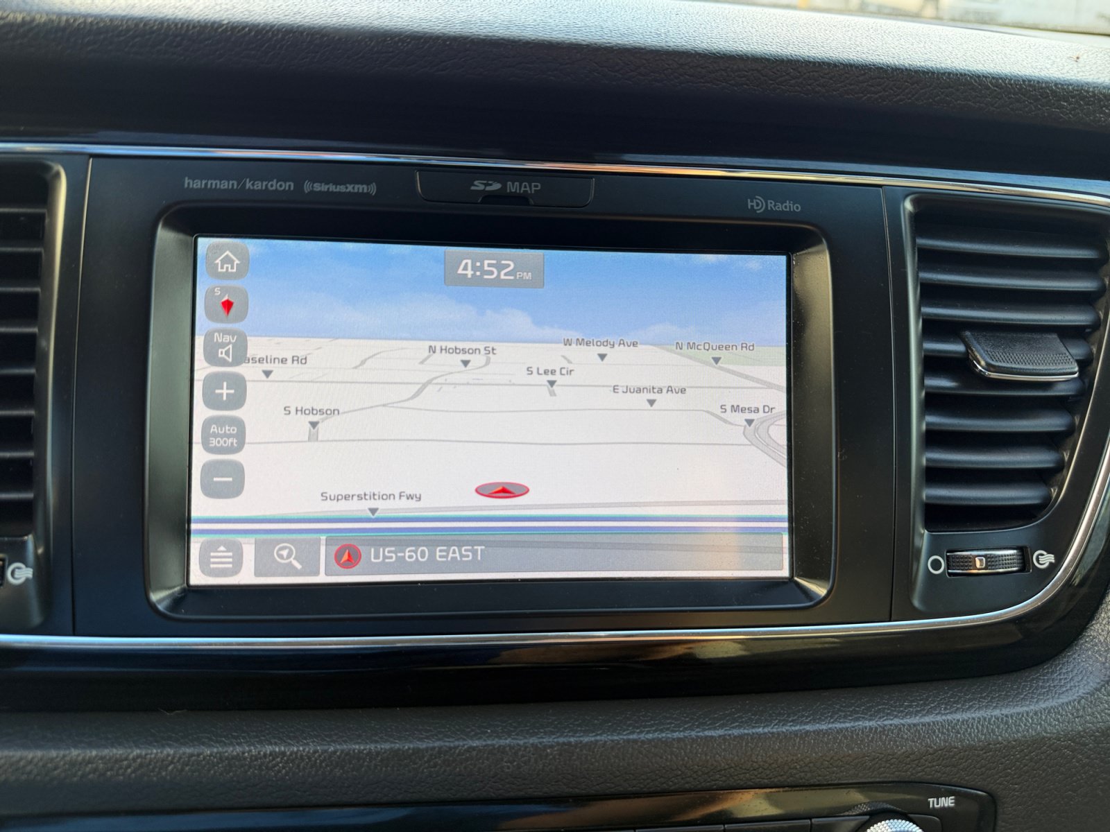 Used 2019 Kia Sedona SX FWD image 22