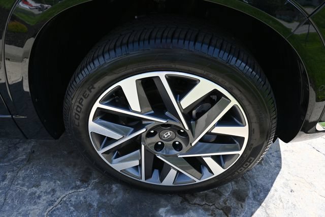 Used 2023 Hyundai Santa Fe Calligraphy AWD/4WD image 11