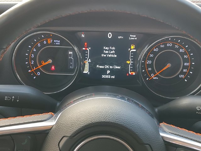 Used 2023 Jeep Gladiator Mojave w/ LED Lighting Group AWD/4WD image 12