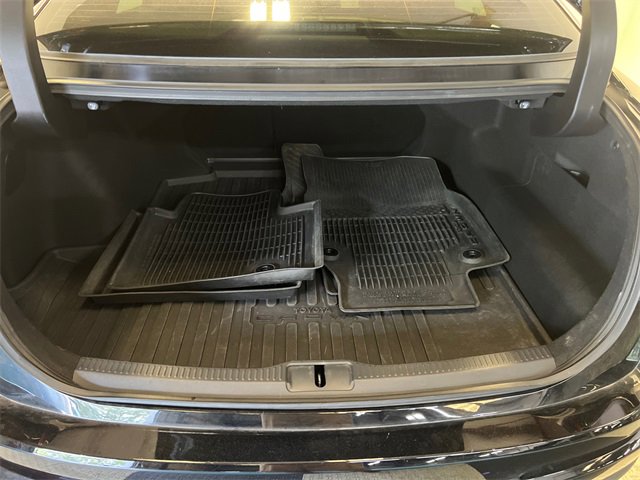 Used 2024 Toyota Crown XLE image 5