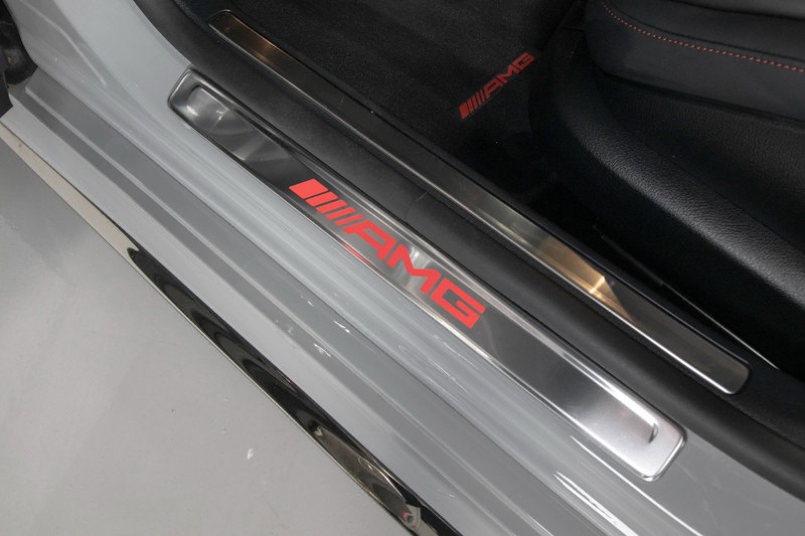 Used 2024 Mercedes-Benz S 63 AMG S image 37