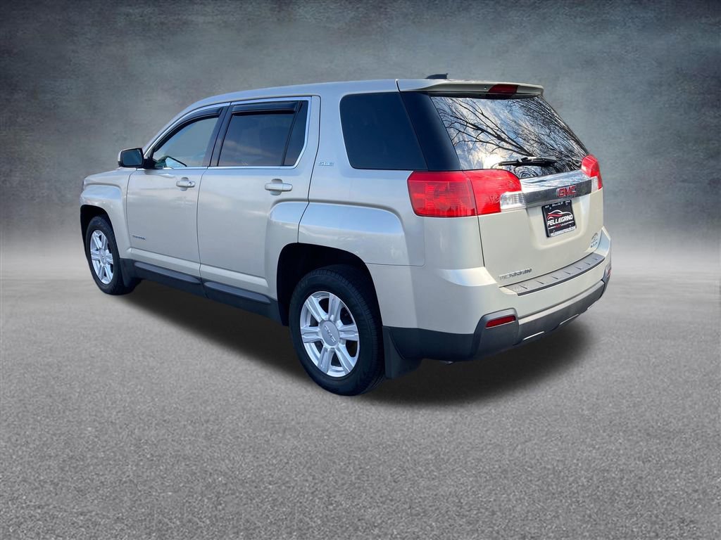 Used 2015 GMC Terrain SLE image 4