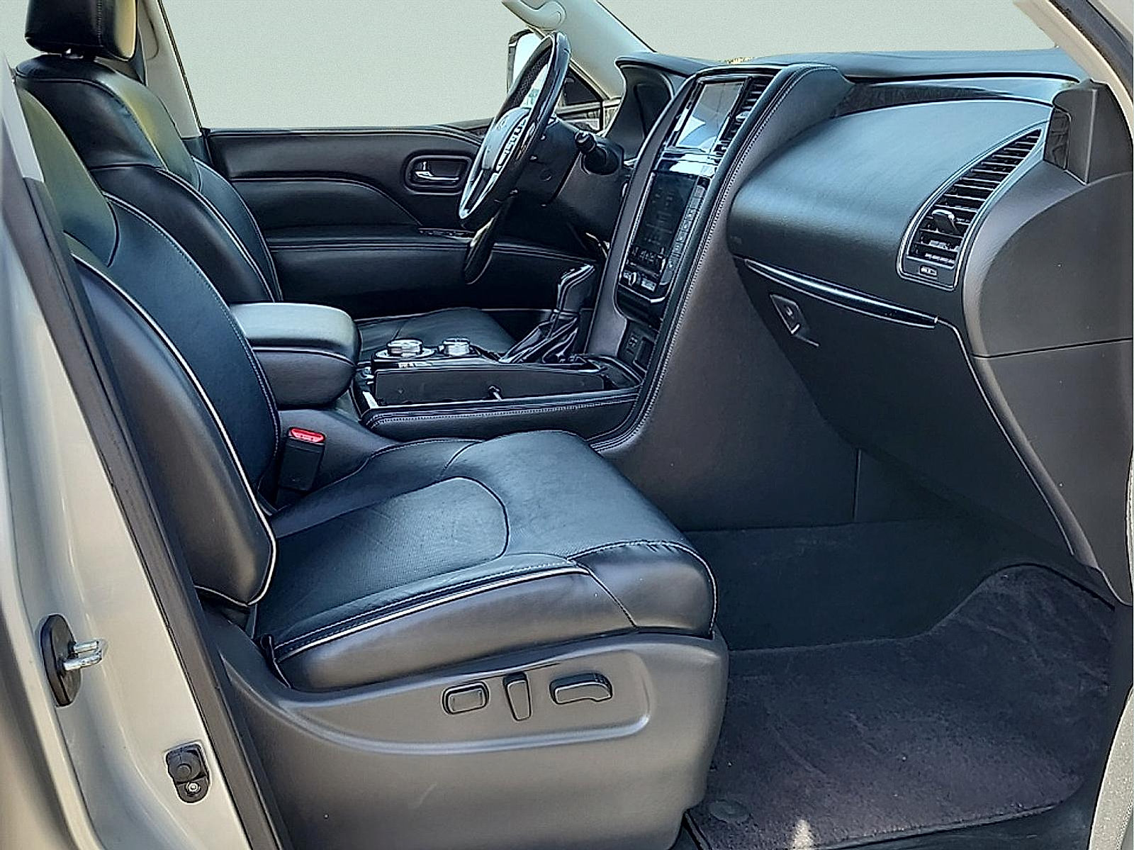 Used 2020 INFINITI QX80 Luxe w/ Proassist Package AWD/4WD image 9