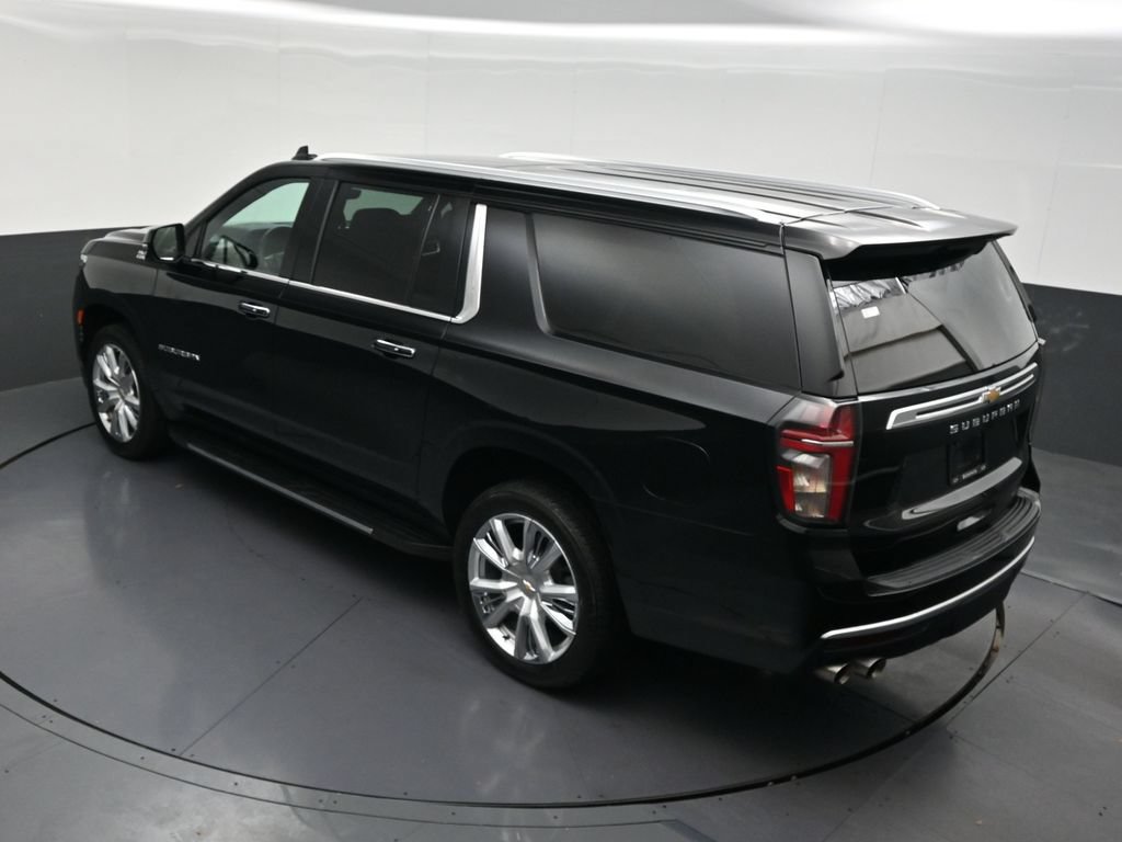 Used 2023 Chevrolet Suburban High Country RWD image 14