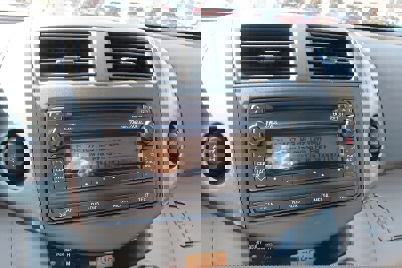 Used 2012 Toyota RAV4 4WD w/ Value Pkg image 18