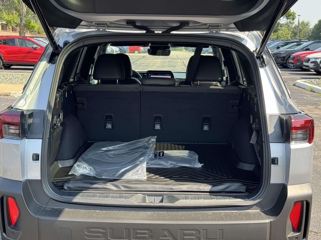New 2026 Subaru Outback Limited AWD/4WD image 12