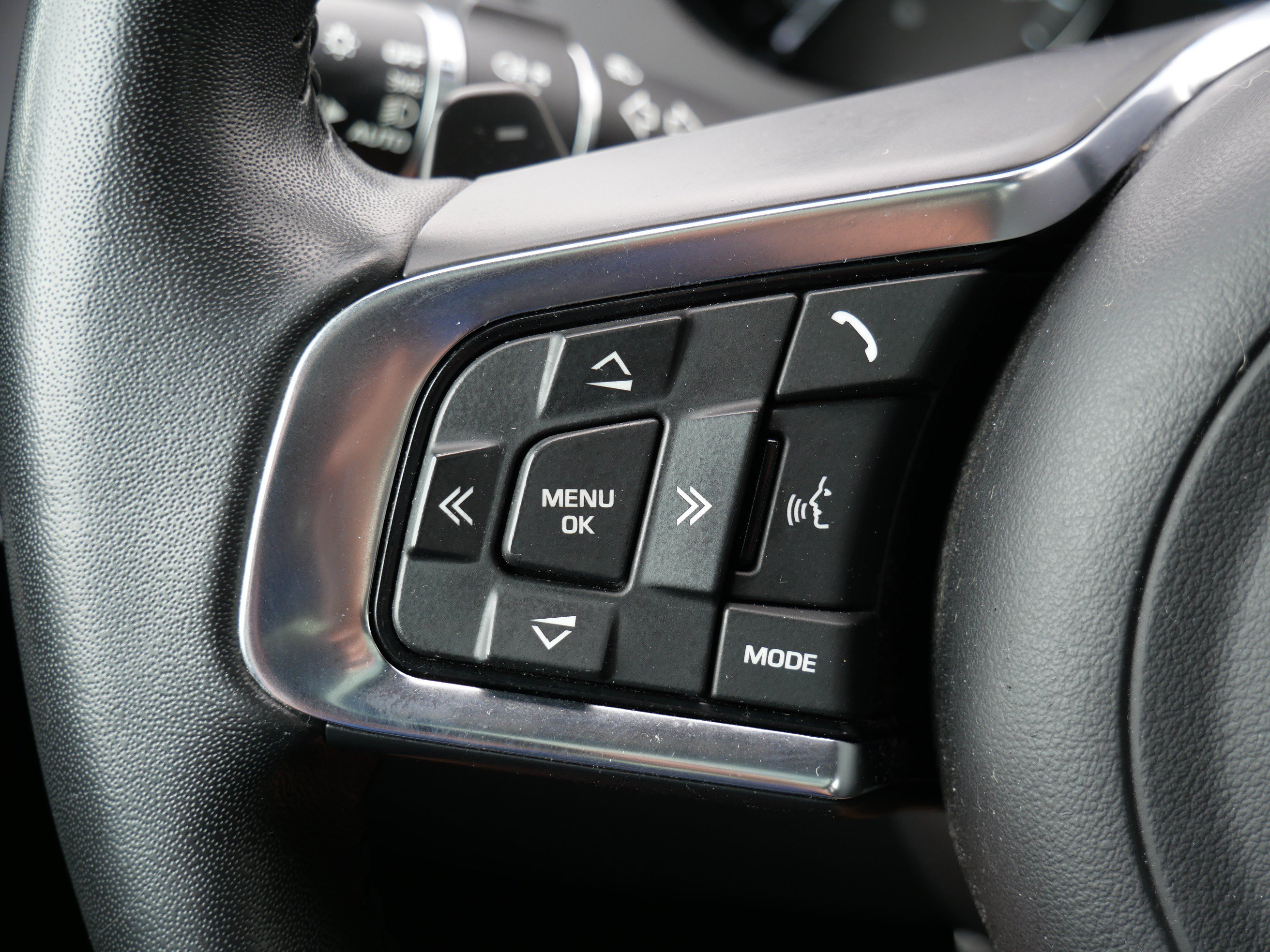 Used 2019 Jaguar F-PACE Prestige AWD/4WD image 28