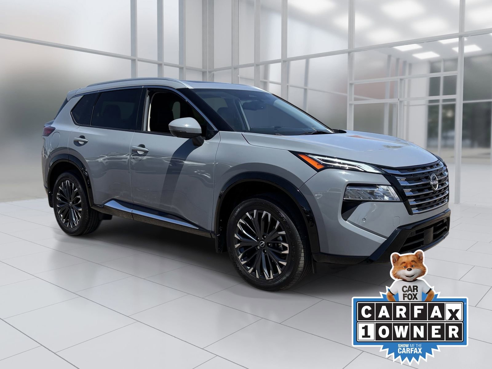 Used 2024 Nissan Rogue Platinum w/ Platinum Premium Package FWD image 8