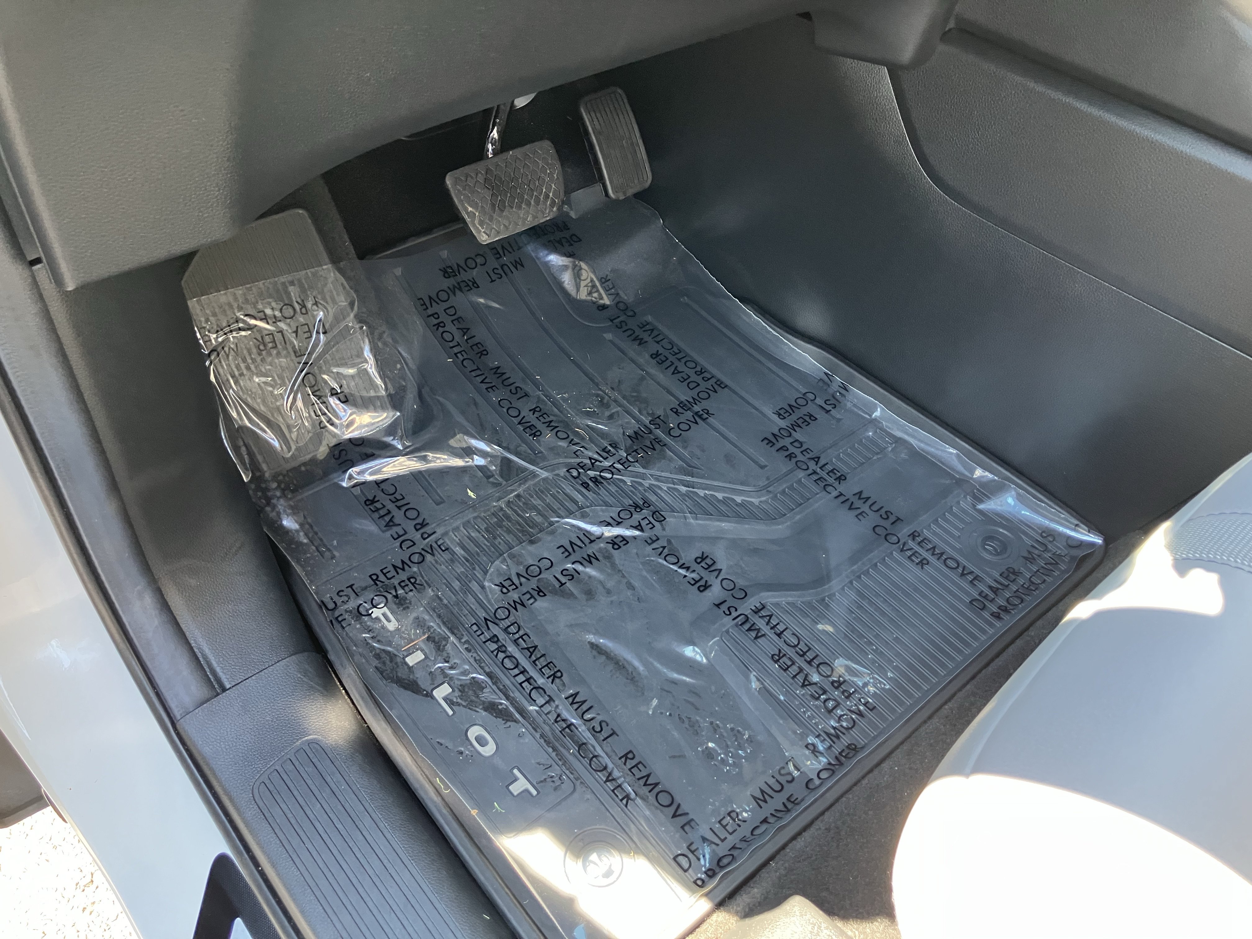Used 2025 Honda Pilot EX-L image 18