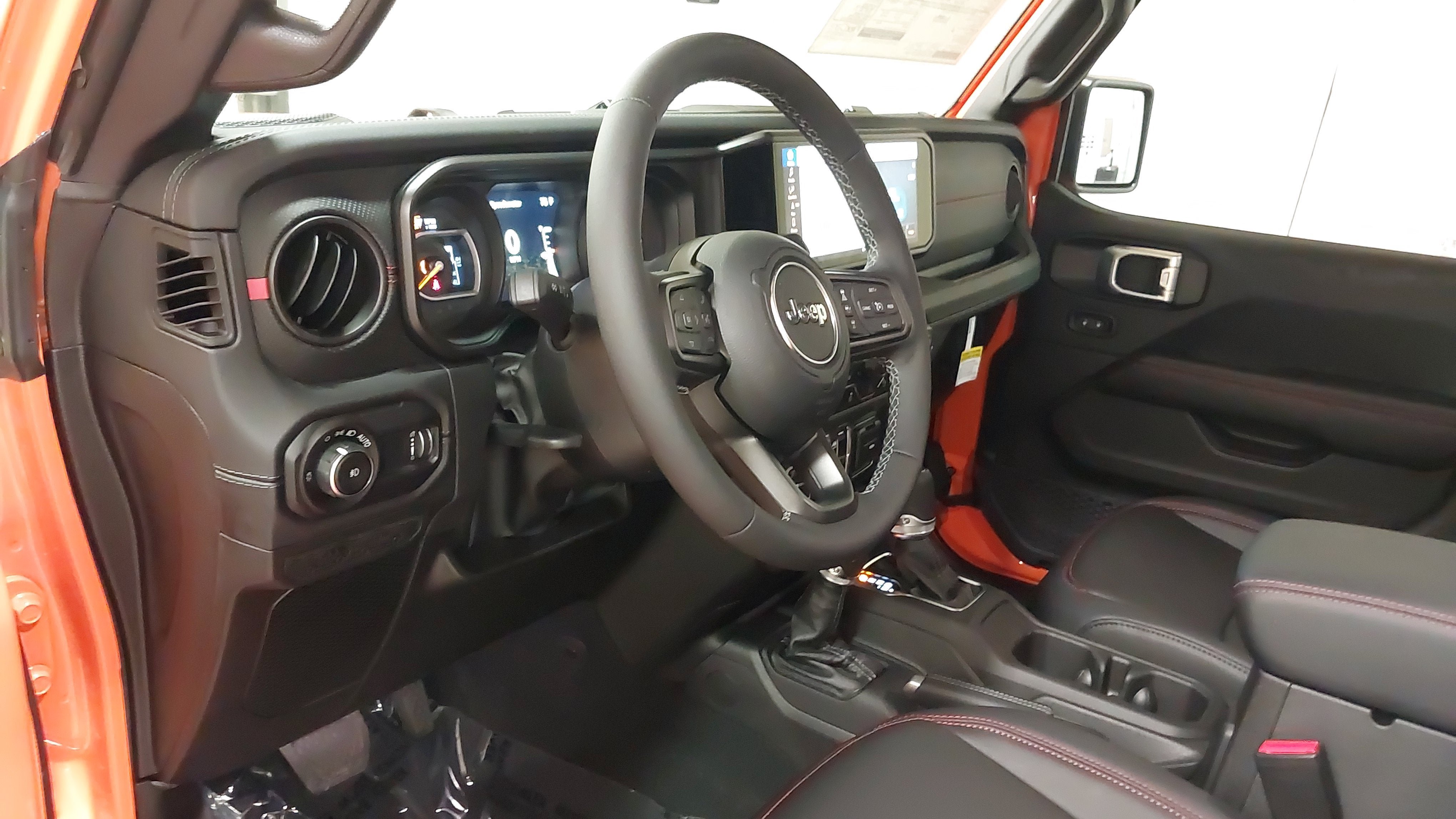 New 2026 Jeep Wrangler Unlimited Rubicon AWD/4WD image 18