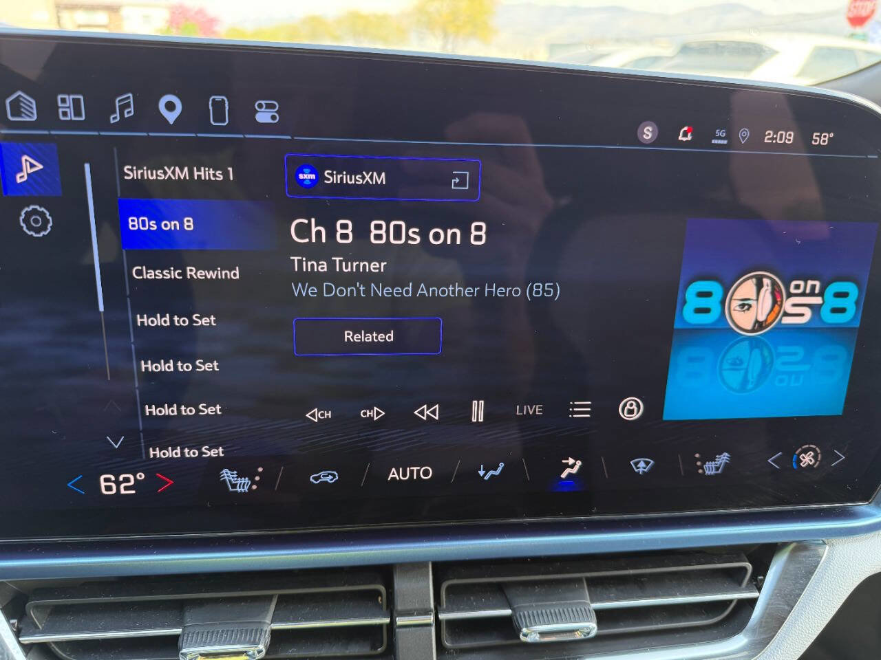 Used 2024 Chevrolet Equinox EV LT w/ LPO, All-Weather Mat Package image 32