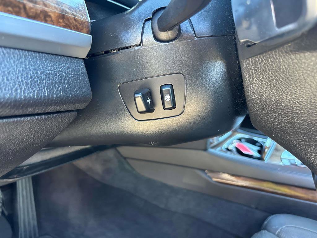 Used 2013 BMW 750i image 14