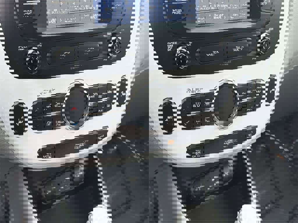 Used 2017 Kia Soul EV-e image 16