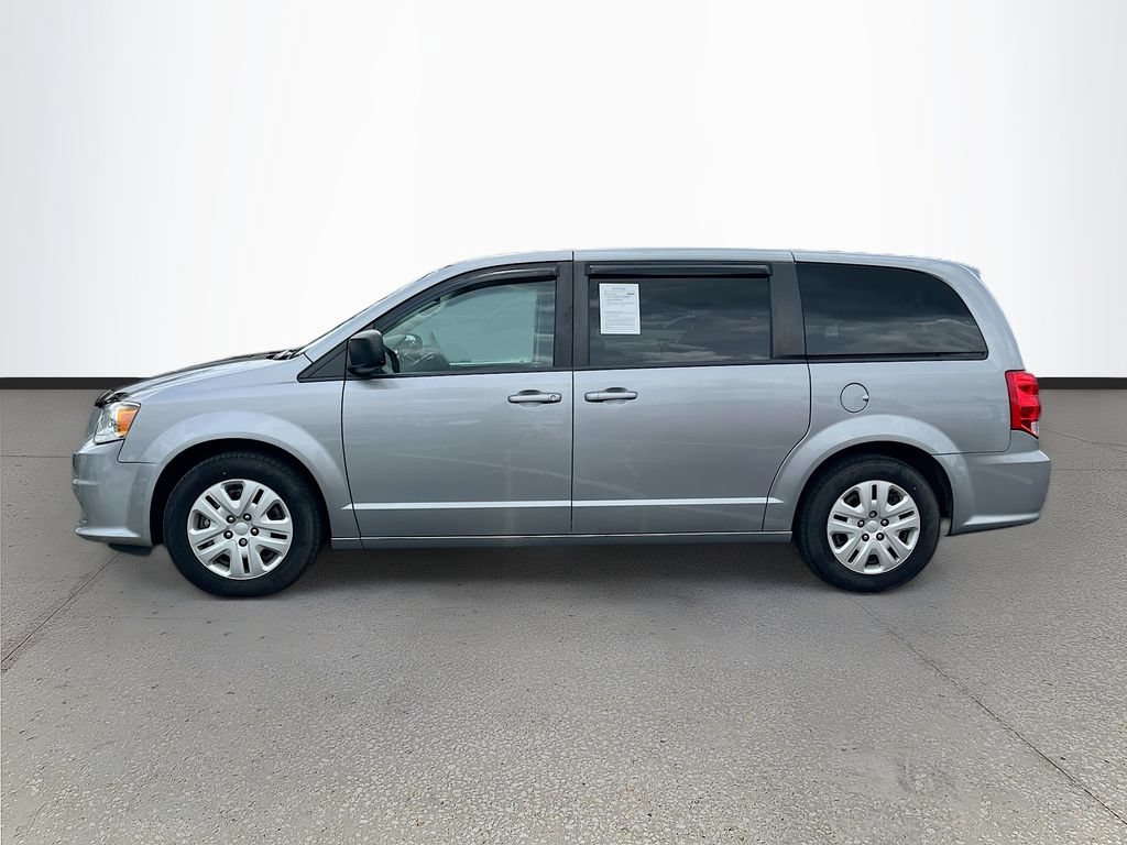Certified 2018 Dodge Grand Caravan SE w/ UConnect Hands-Free Group FWD image 4