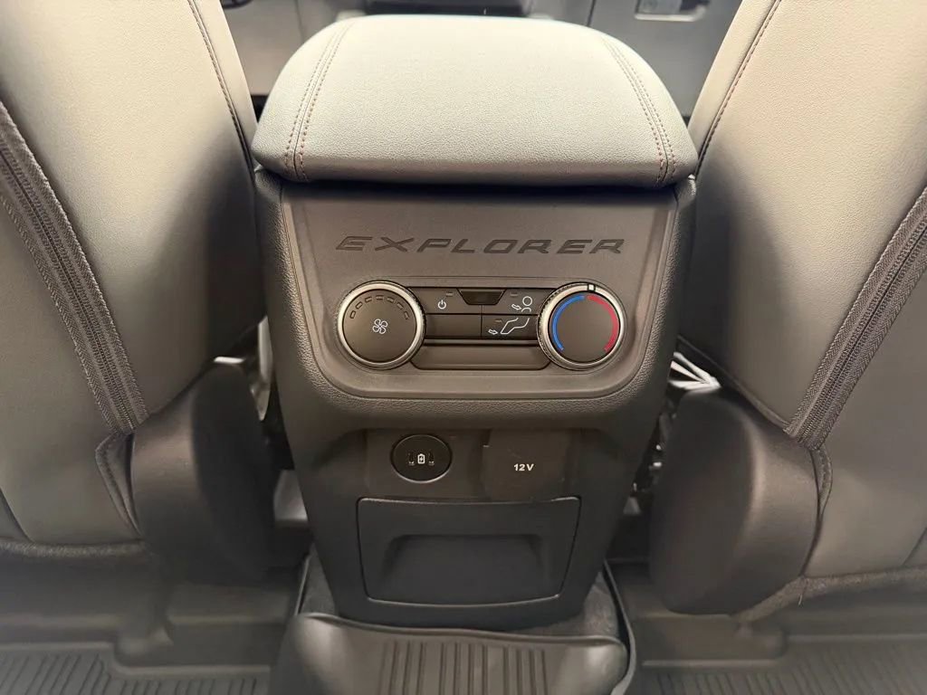 New 2026 Ford Explorer Active image 17