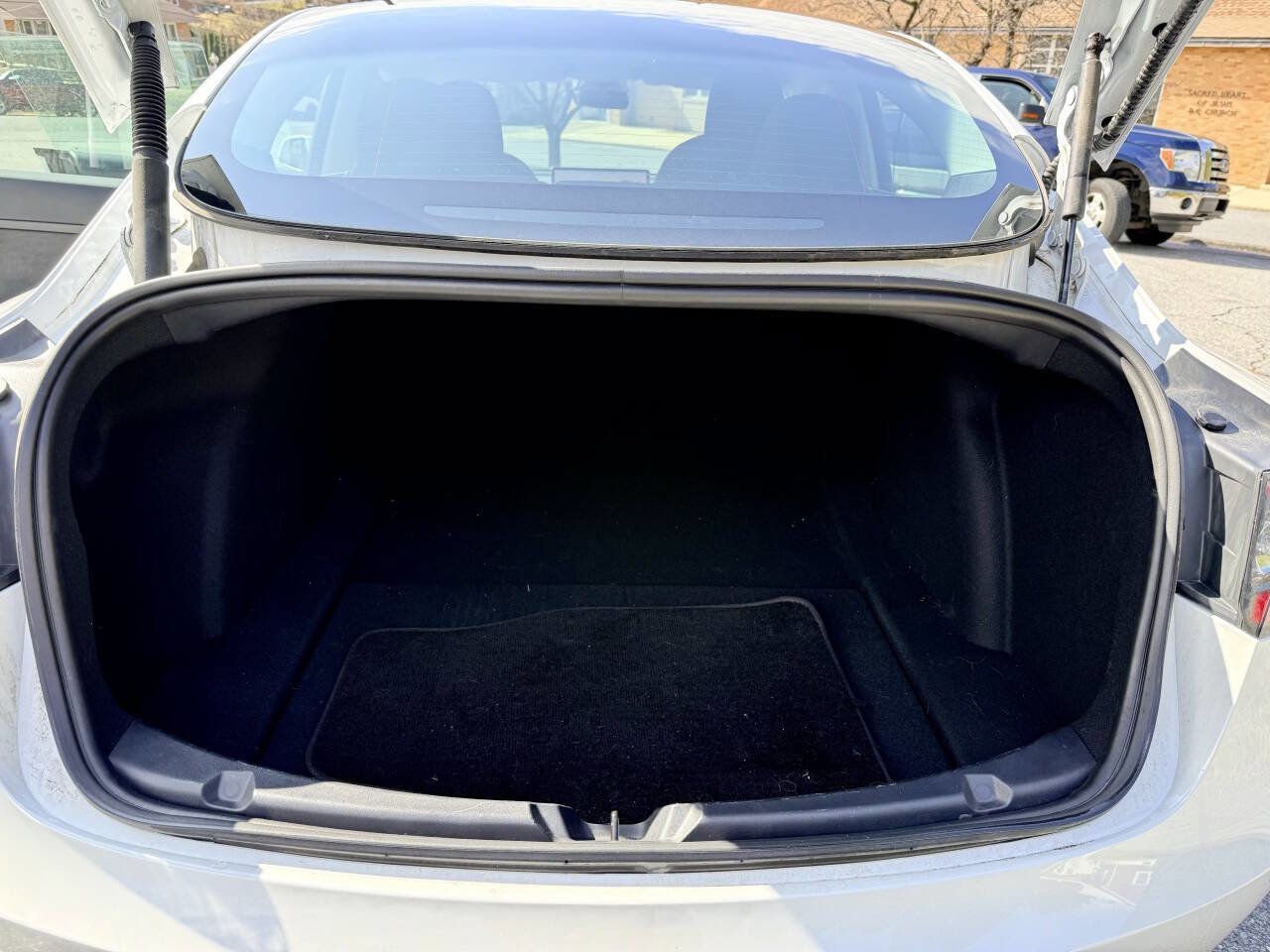 Used 2022 Tesla Model 3 Long Range image 17