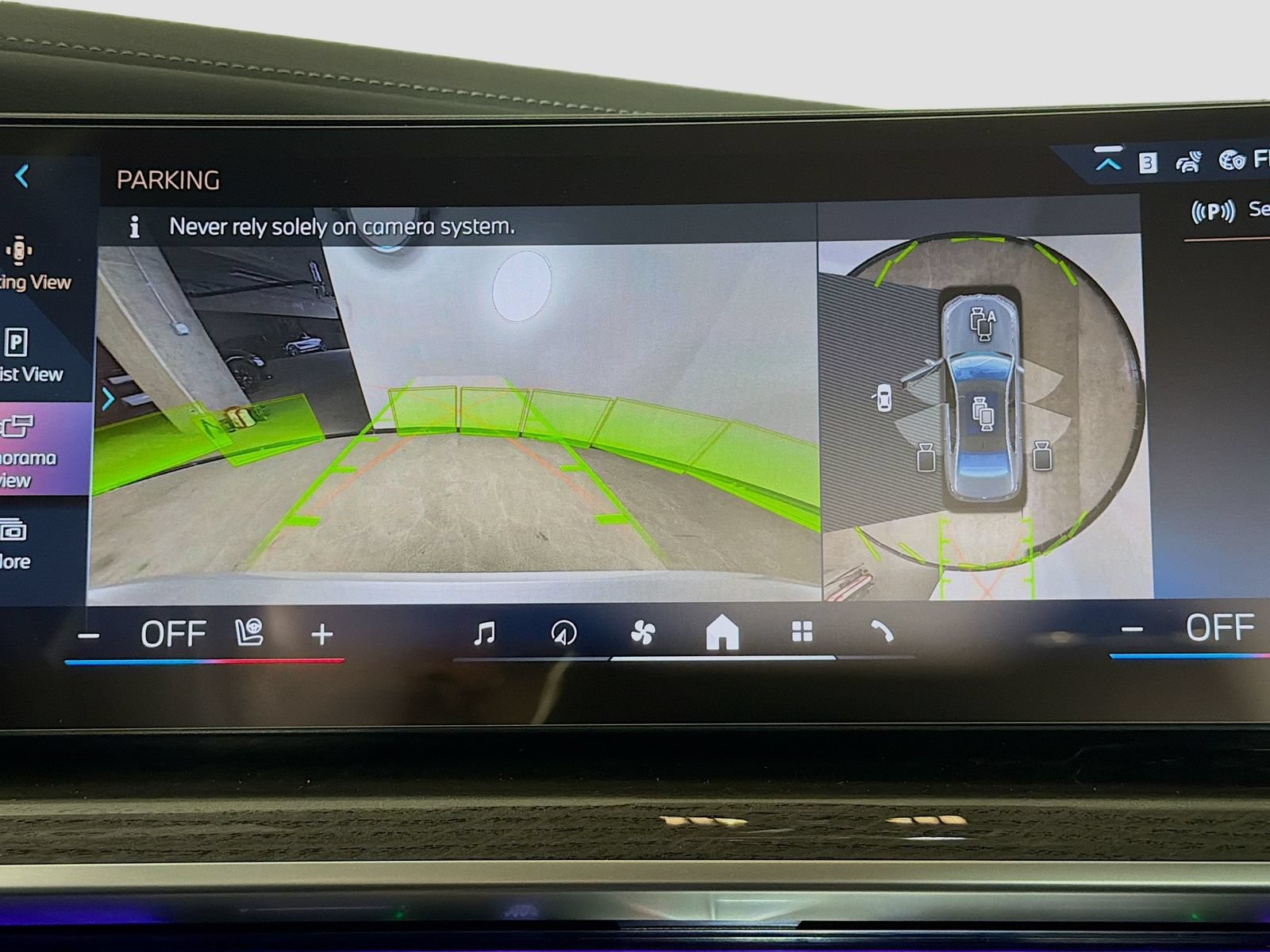 New 2026 BMW i7 xDrive60 AWD/4WD image 14
