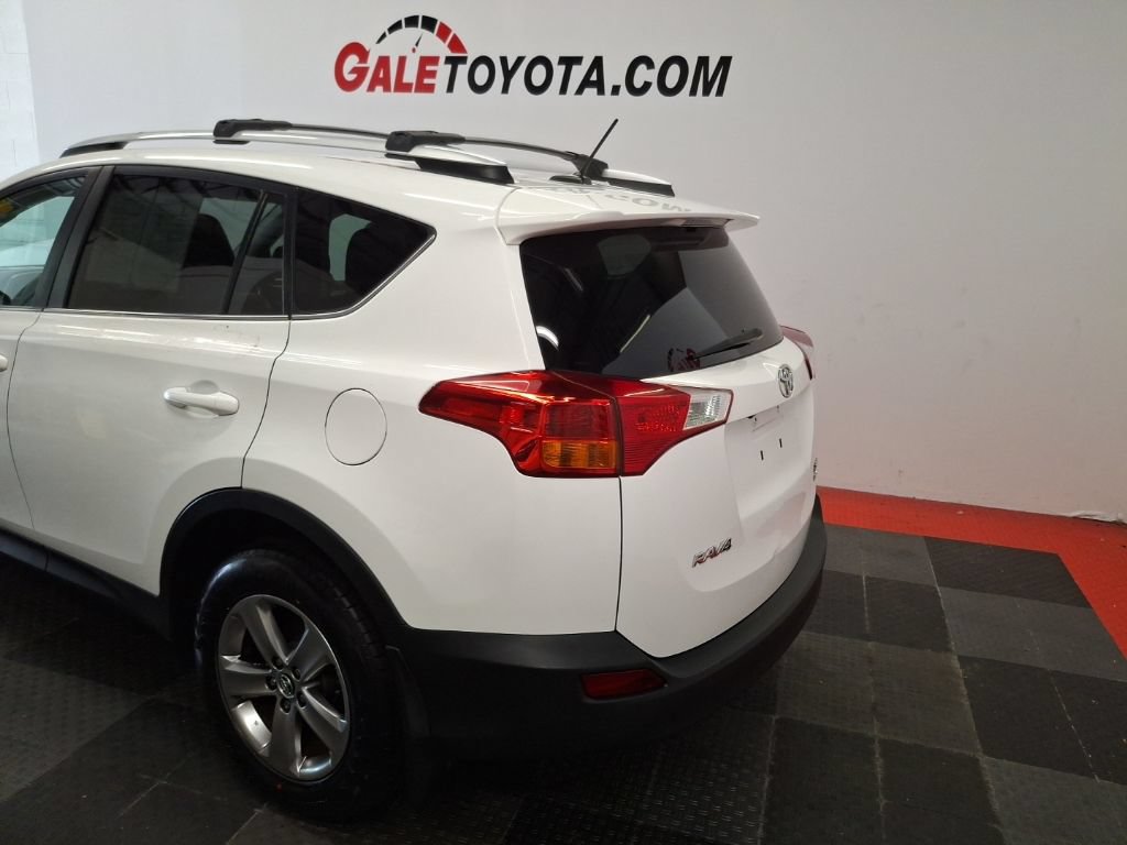 Used 2015 Toyota RAV4 XLE AWD/4WD image 7
