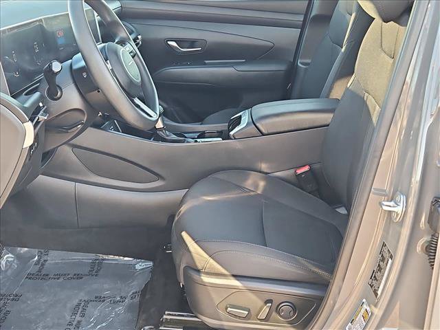 Used 2025 Hyundai Tucson SEL FWD image 15
