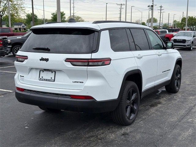 New 2025 Jeep Grand Cherokee L Limited w/ Black Appearance Package image 3