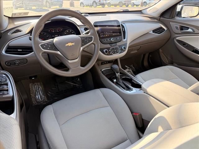 Used 2022 Chevrolet Malibu LT image 5