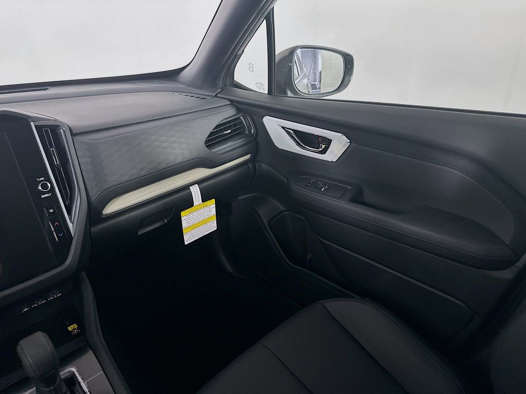 New 2025 Subaru Forester Limited image 31