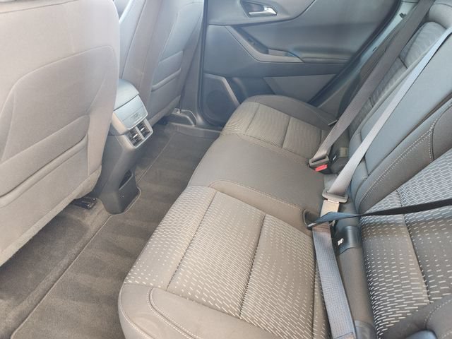 Used 2026 Chevrolet Equinox LT FWD image 30