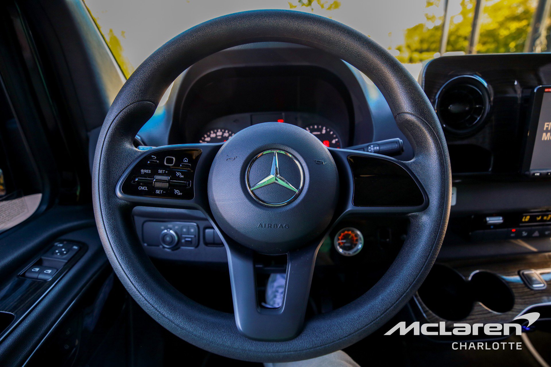 Used 2020 Mercedes-Benz Sprinter 3500 w/ Windows All Around Package image 14