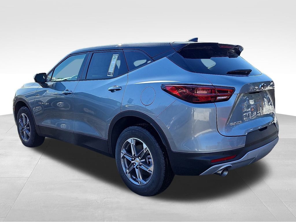 New 2026 Chevrolet Blazer LT image 3