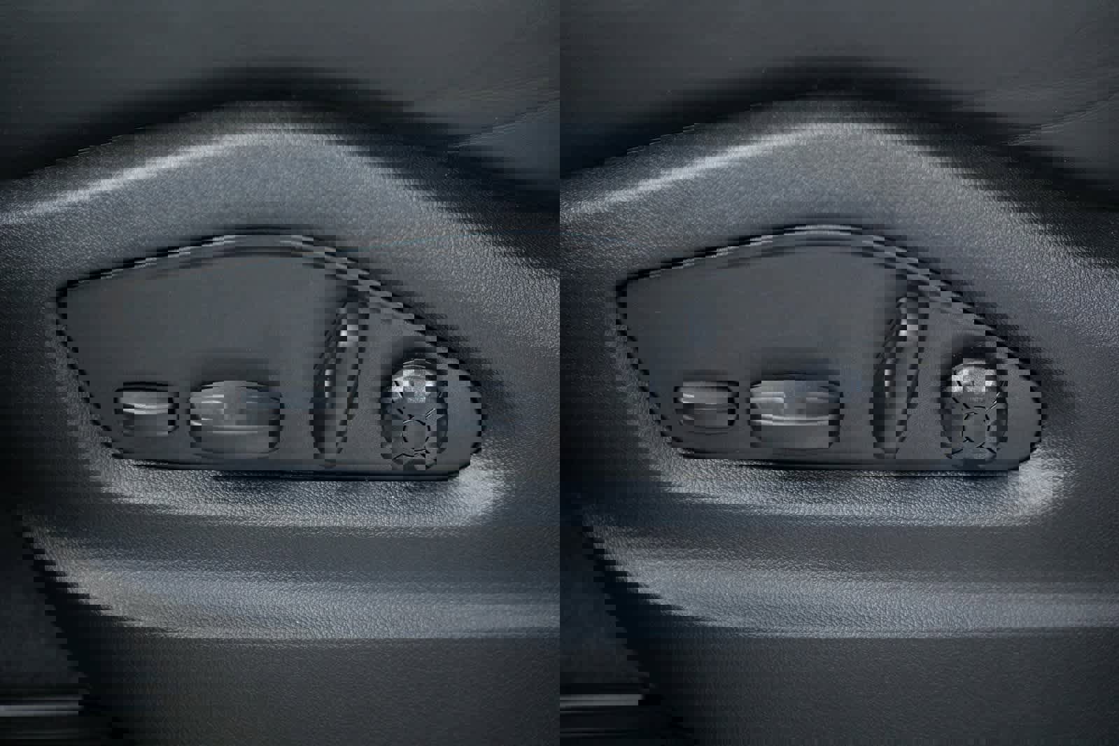 New 2026 Porsche Cayenne S image 17