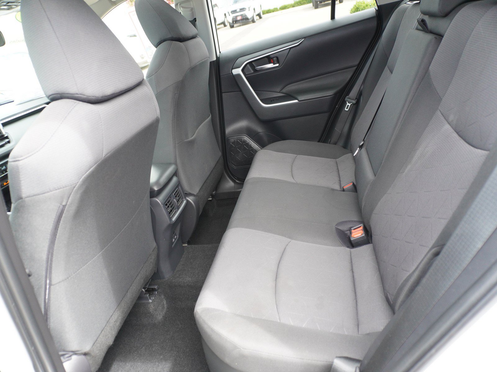 Used 2025 Toyota RAV4 XLE w/ Convenience Package AWD/4WD image 14