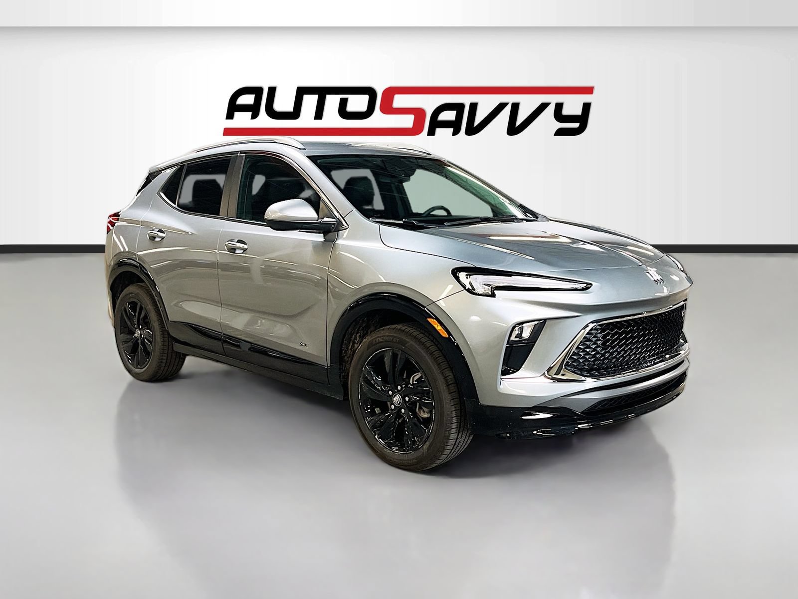 Used 2025 Buick Encore GX Sport Touring AWD/4WD image 1
