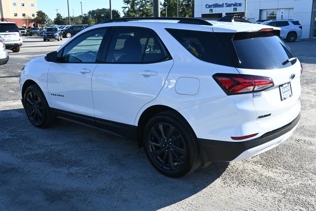 Used 2024 Chevrolet Equinox RS image 3