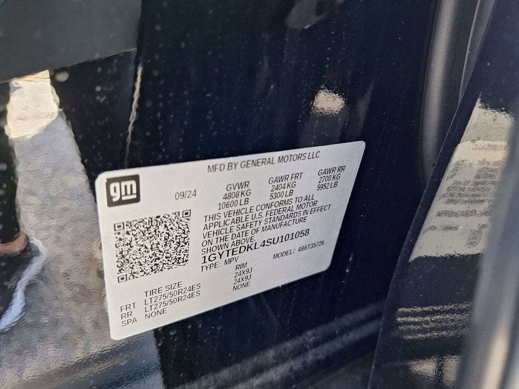 New 2025 Cadillac Escalade IQ Luxury 2 image 32