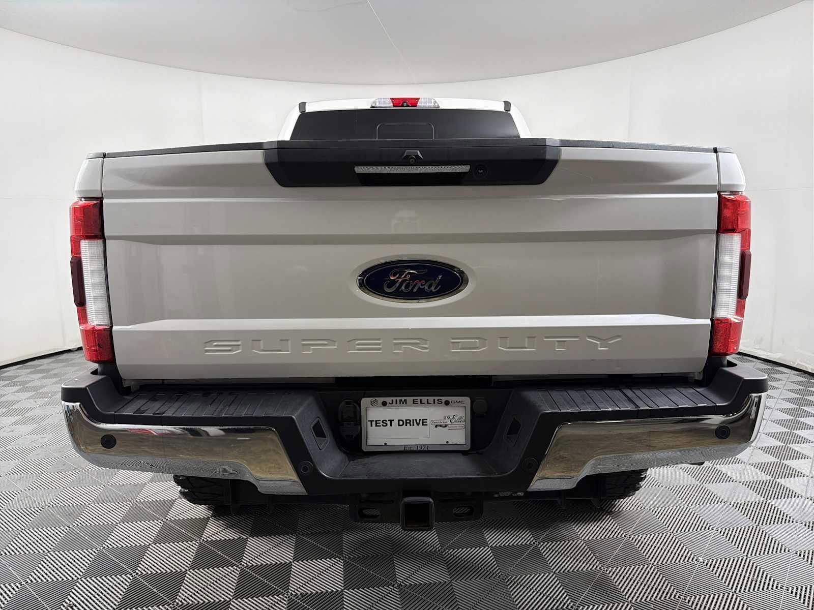 Used 2019 Ford F350 Lariat w/ Lariat Ultimate Package AWD/4WD image 5