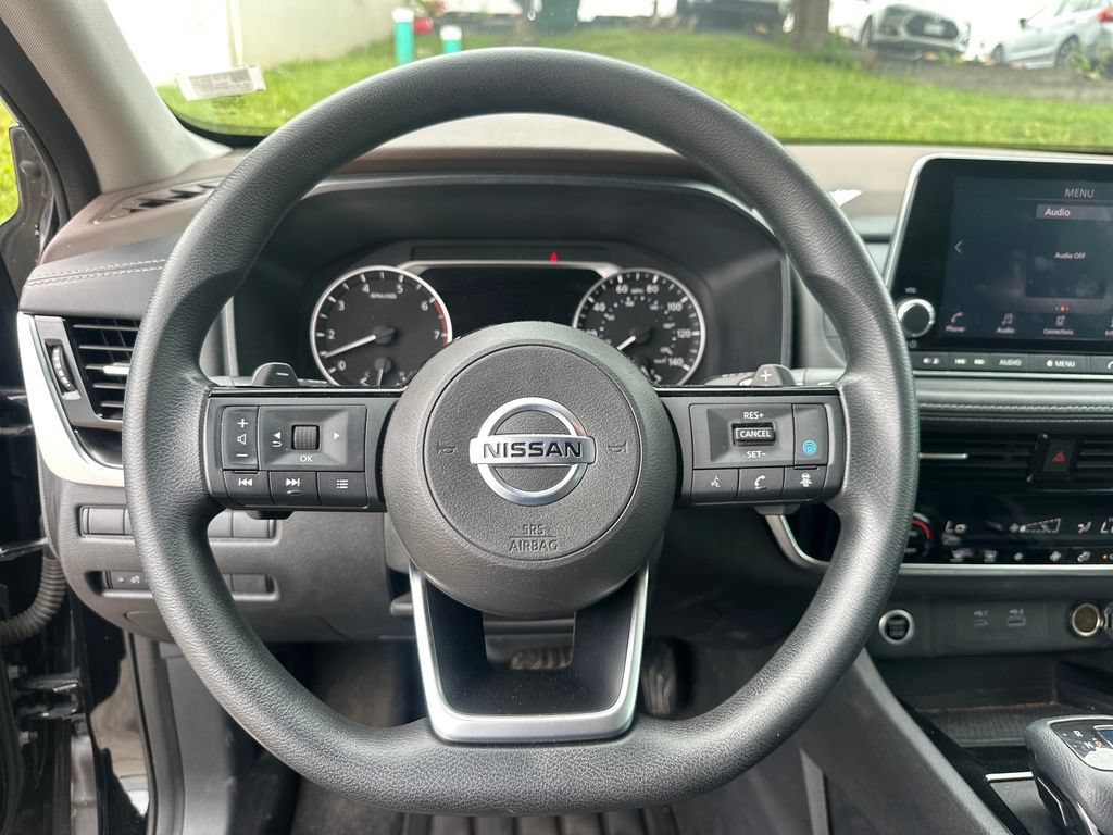 Used 2021 Nissan Rogue SV FWD image 14