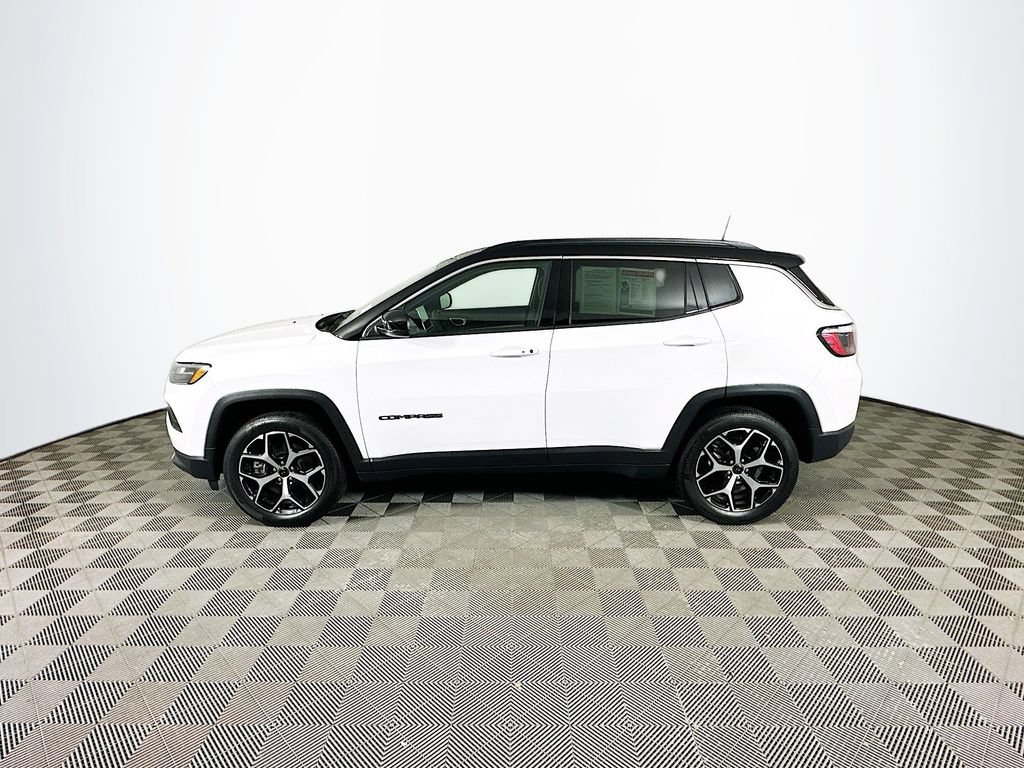 Certified 2025 Jeep Compass Limited AWD/4WD image 6