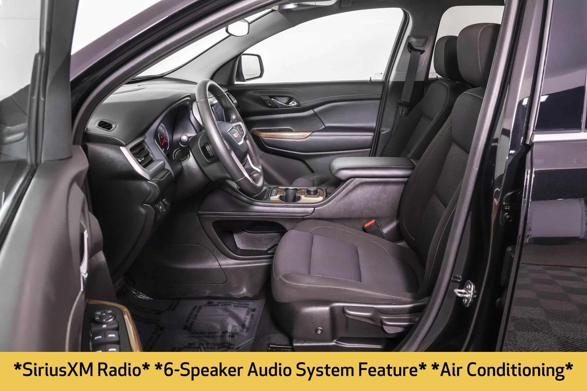 Used 2023 GMC Acadia SLE w/ LPO, Floor Liner Package image 7