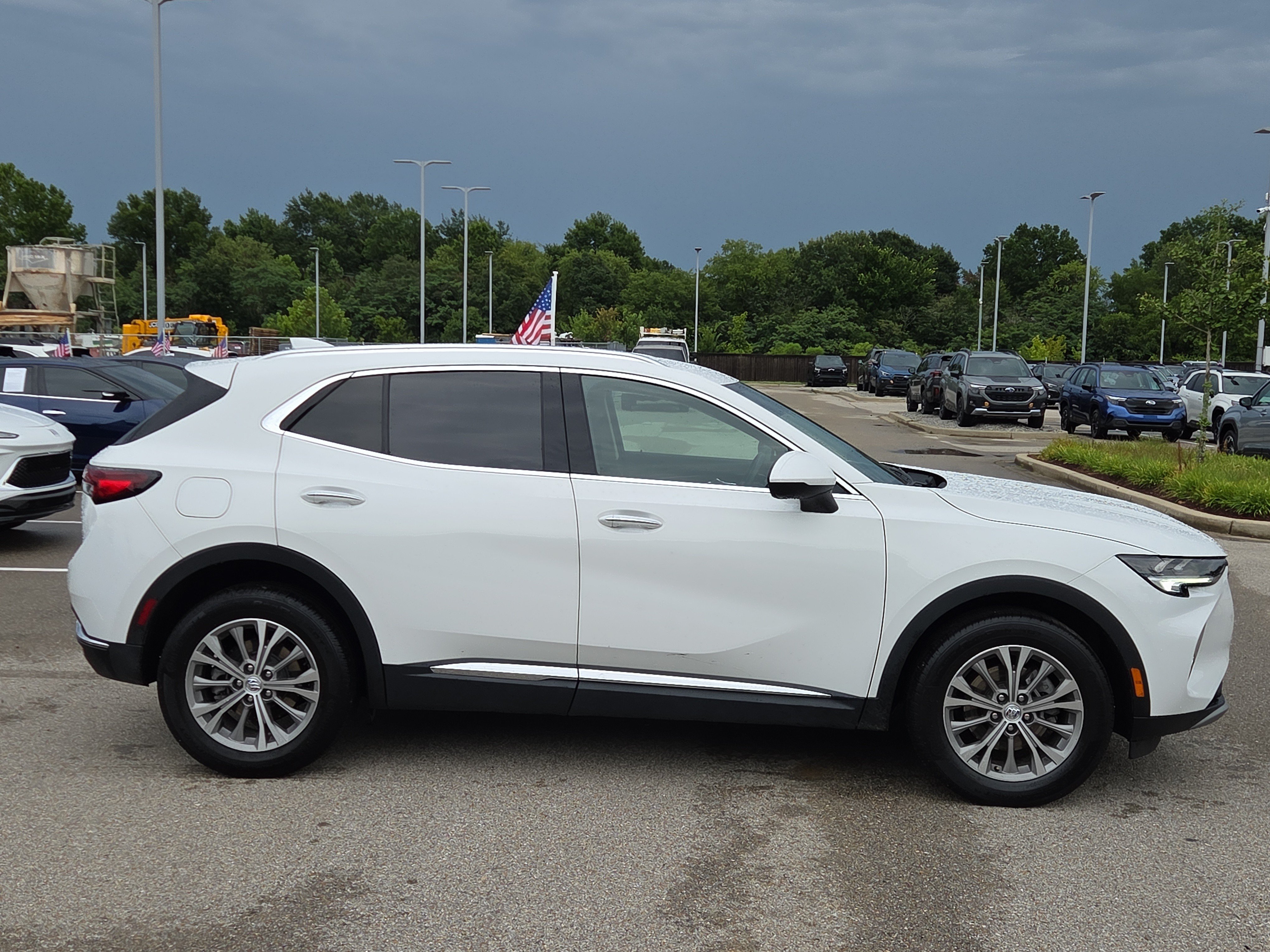 Used 2023 Buick Envision Preferred w/ Premium Seat Package AWD/4WD image 2