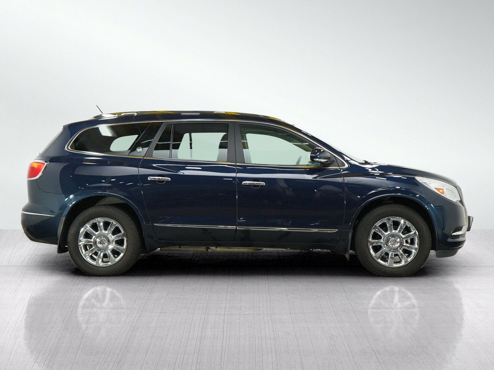 Used 2015 Buick Enclave Premium w/ Trailering Package AWD/4WD image 6