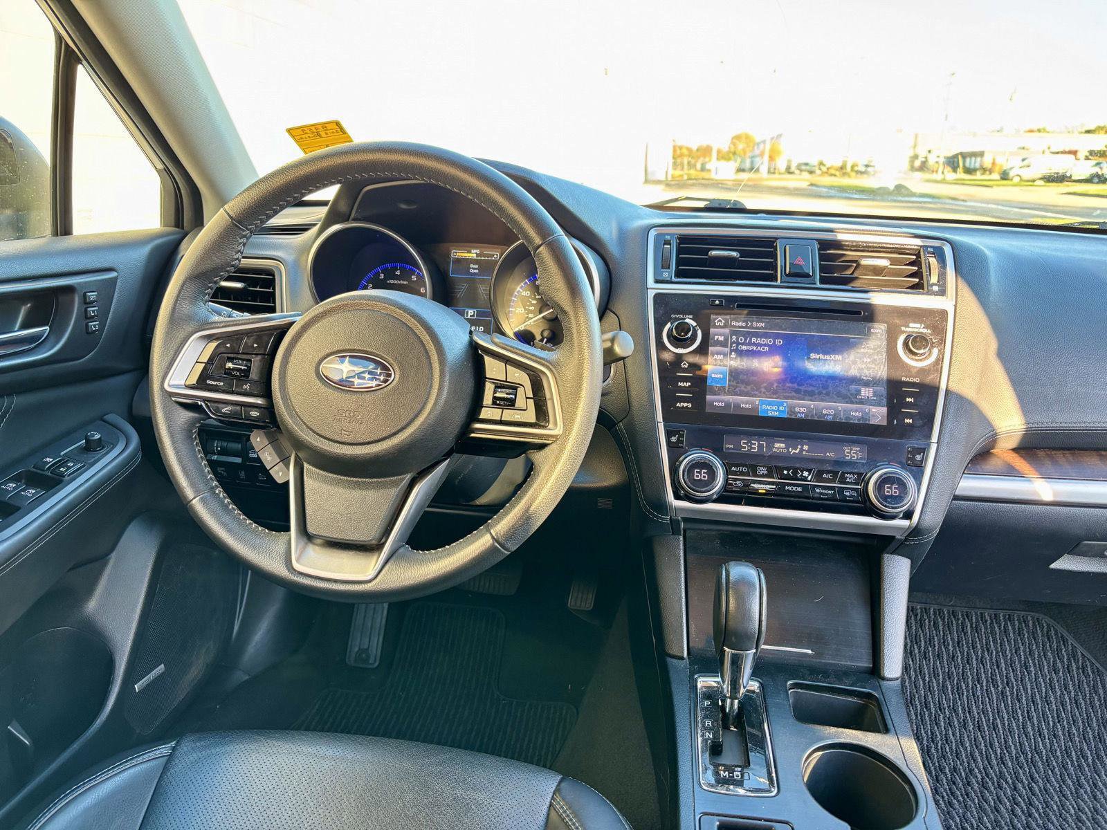 Used 2018 Subaru Outback 2.5i Limited image 3