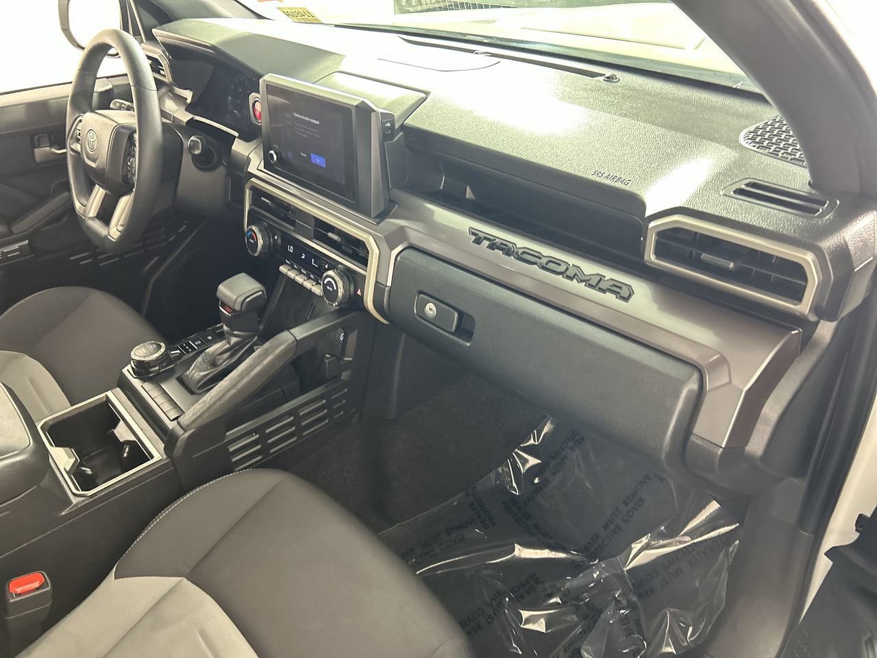 Used 2025 Toyota Tacoma TRD Sport image 26