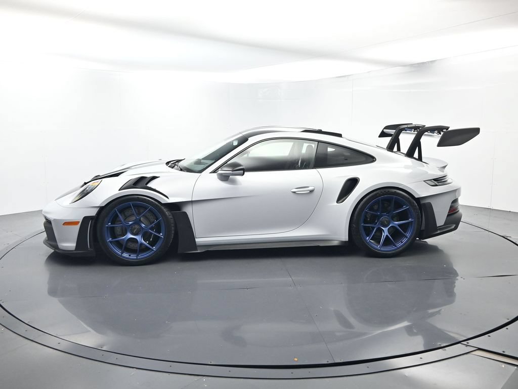 Certified 2025 Porsche 911 GT3 RS RWD image 2