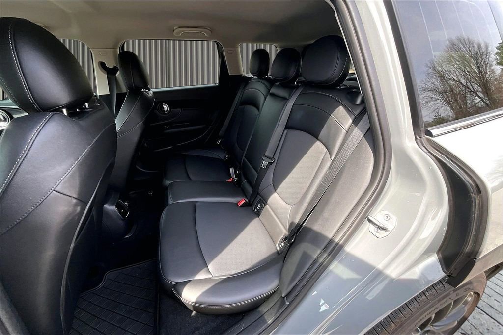 Used 2020 MINI Cooper Clubman S image 26