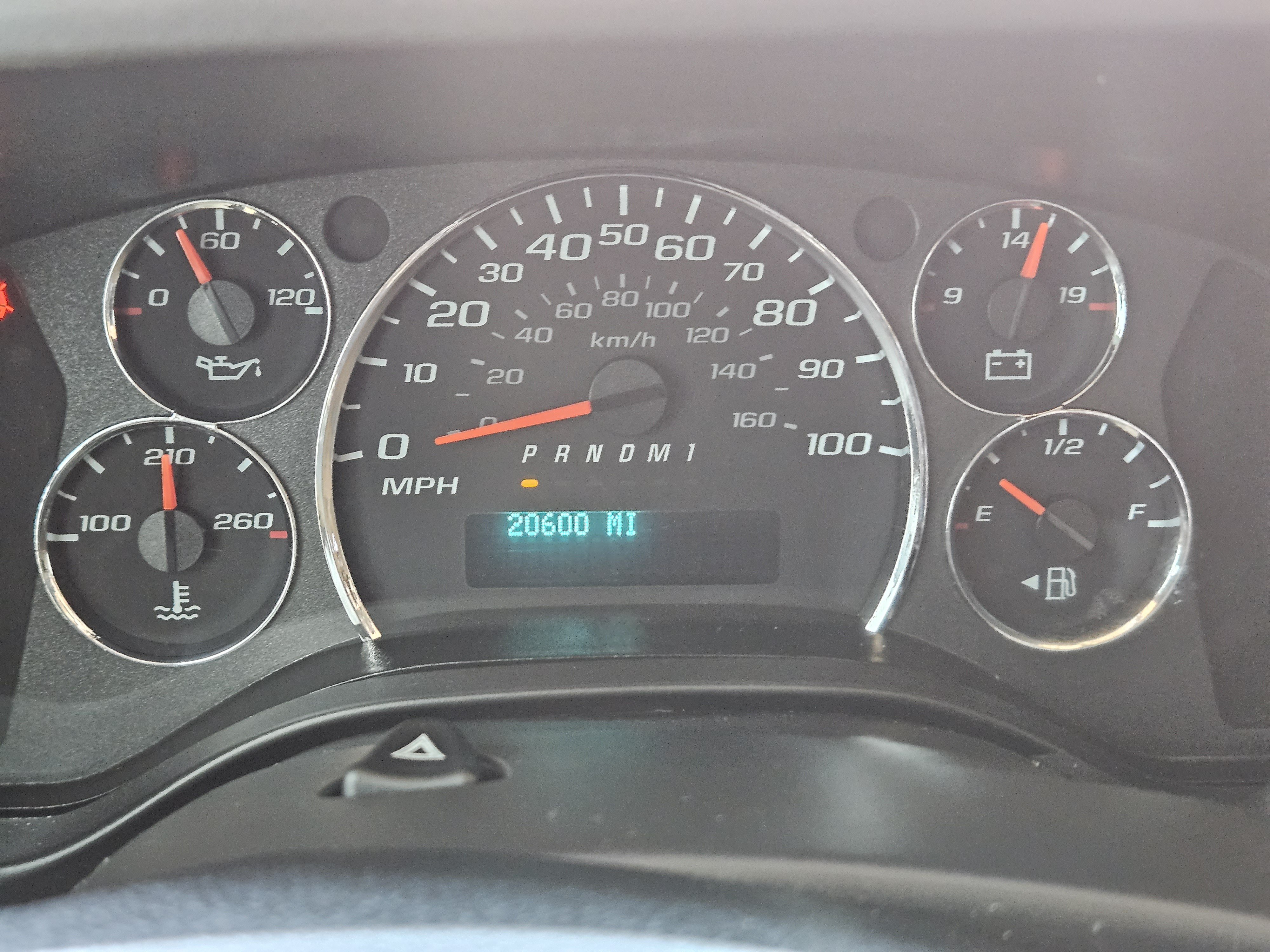 Used 2024 Chevrolet Express 2500 w/ Driver Convenience Package RWD image 14
