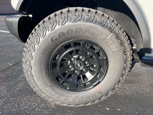 New 2026 Ford Bronco Badlands w/ Sasquatch Package AWD/4WD image 15