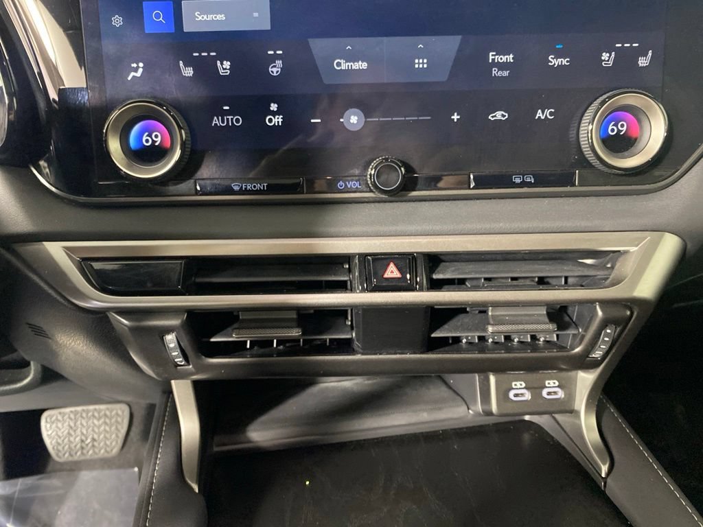 Certified 2023 Lexus RX 350 Premium w/ Cold Area Package AWD/4WD image 21