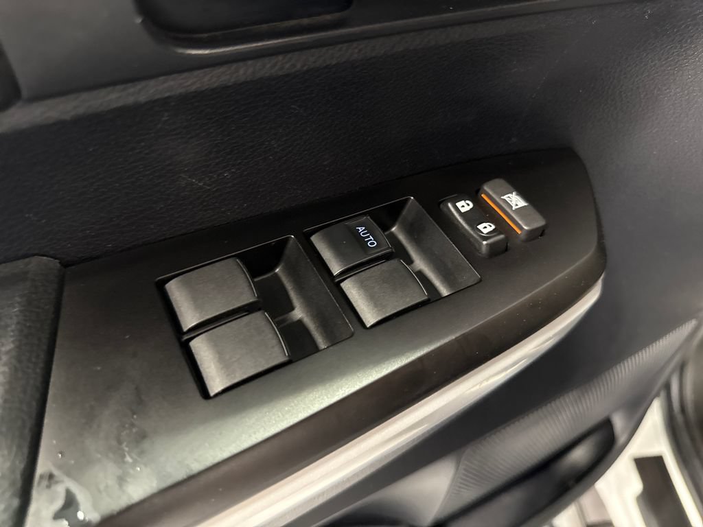 Used 2018 Toyota Tundra Limited AWD/4WD image 30